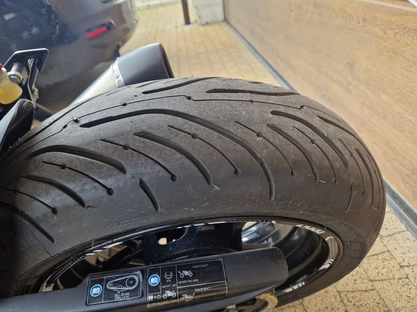 Kawasaki Z1000. 2015.rok