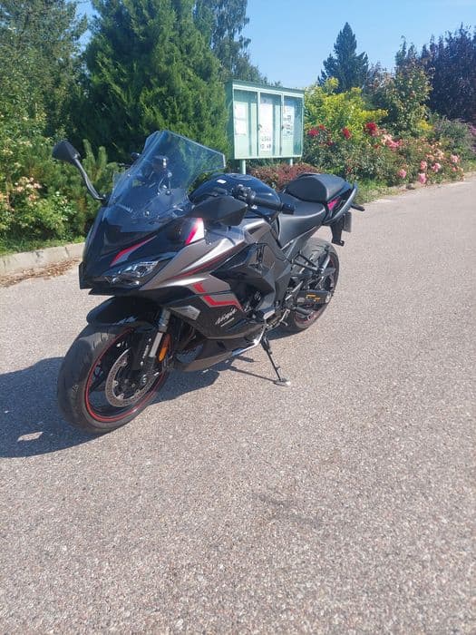 Kawasaki Ninja 1000 SX