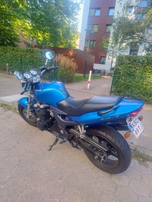 Kawasaki ZR 7 w bardzo dobrym stanie