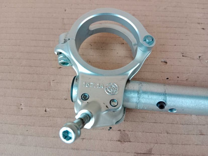 Ducati Panigale 959 Prawa Kierownica CLIP ON Prawy 16-19