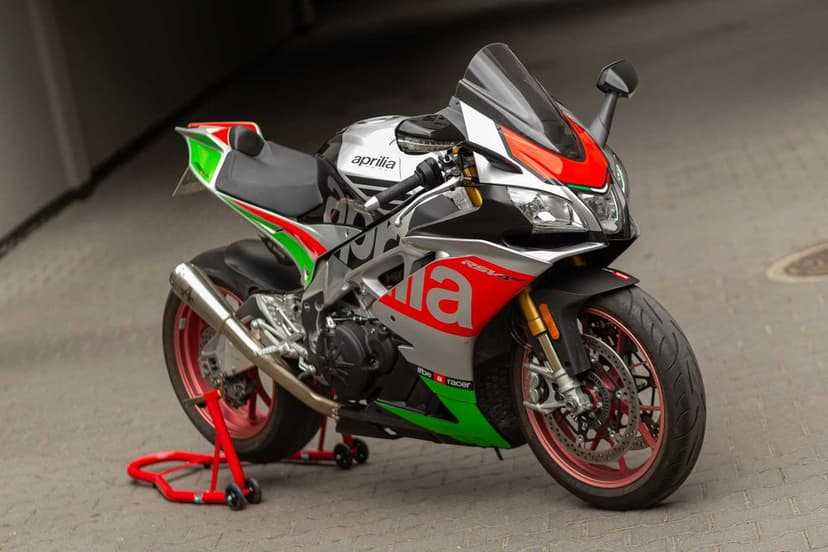 Aprilia RSV 4 RF