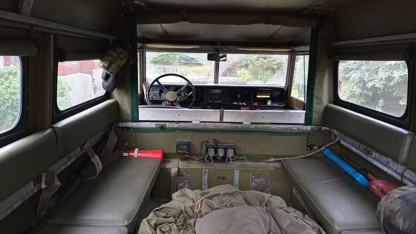 Land Rover seria III  Military
