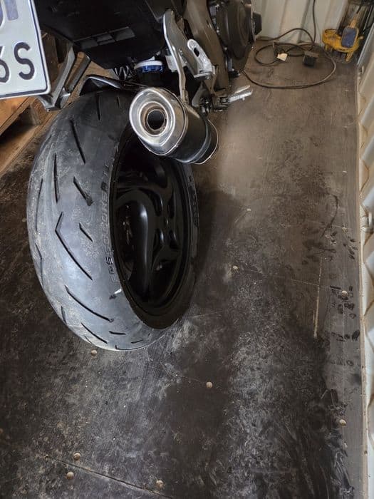 Sprzedam  Honda Cb1000r  2010r.