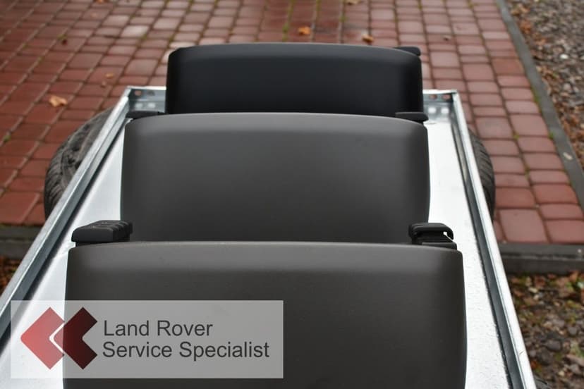 Obudowa licznika daszek Land Rover Discovery II 98r.–04r.