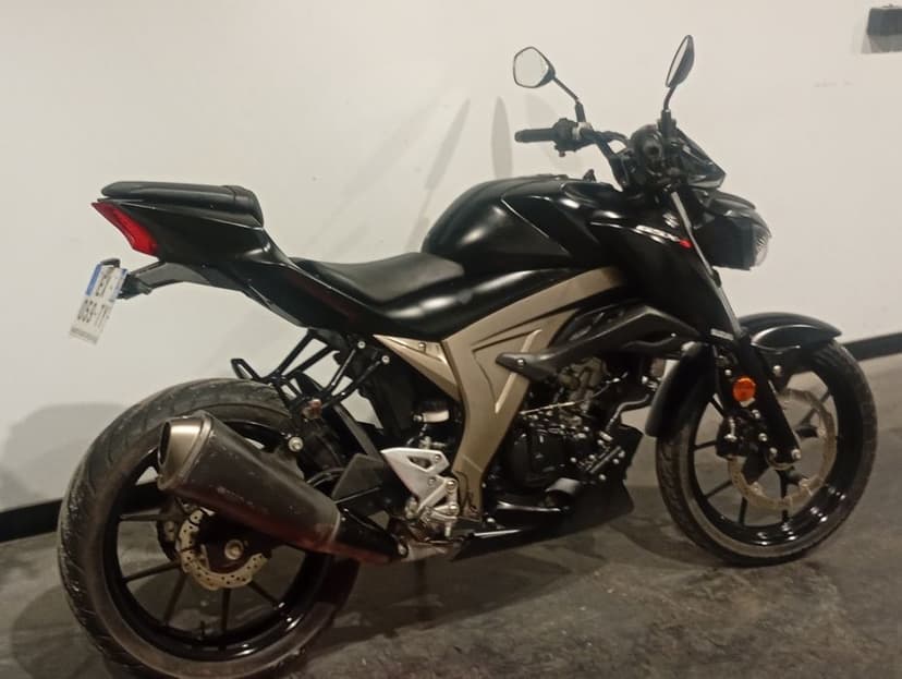 Suzuki GSX-S  125  2018 rok, przebieg 21500