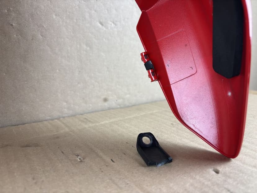 Ducati Monster 821 Nakładka na Fotel Kanape pasażera 2016 ogon zadupek