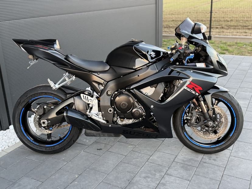 Suzuki GSXR 750 K7 z 2007r Niemcy 35 tys km