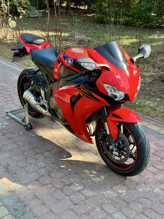 Honda CBR 1000RR sc59 FireBlade LeoVince