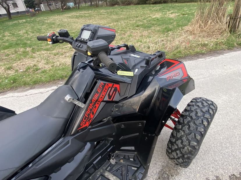 Plastiki skrzynia częśći Licznik wahacze zwrotnice polaris scrambler