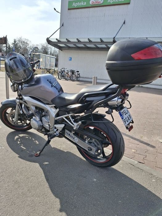 Sprzedam prywatnie motocykl Yamaha FZ6N 2005r