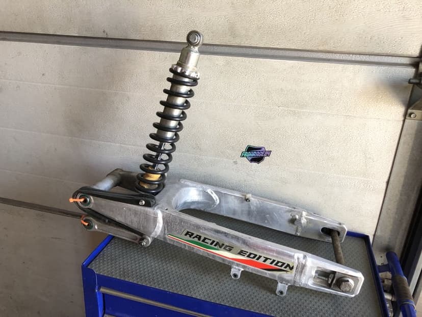 Wahacz beta rr 50 125 zawieszenie  amortyzator factory