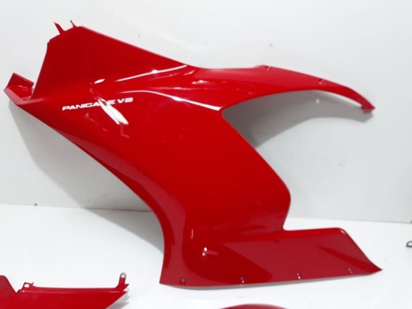 ducati panigale czasza czacha owiewka bok boczek ogon 2020