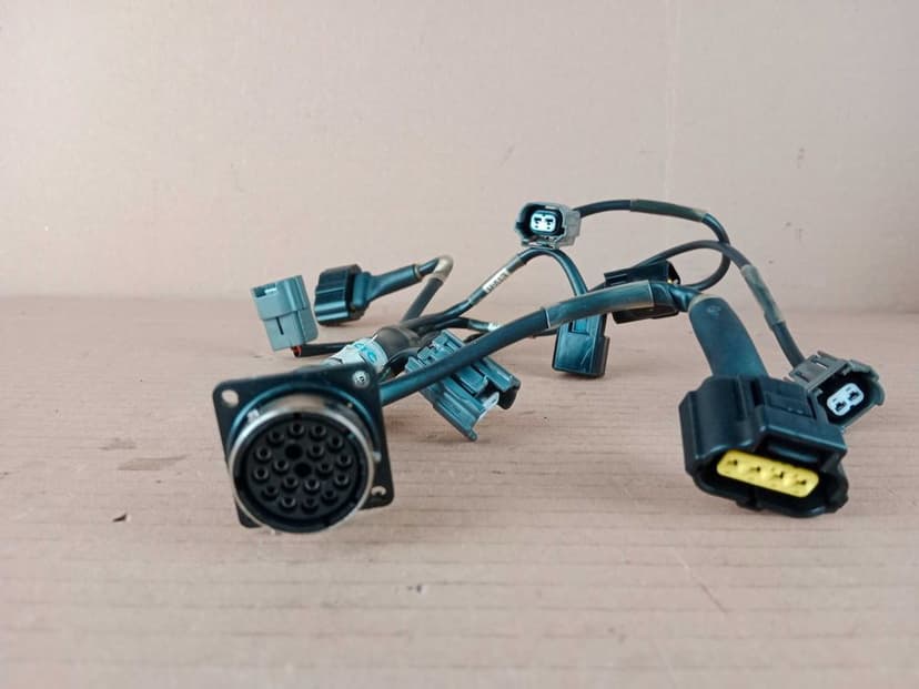 Ducati Panigale 959 Wiązka Instalacja Przepustnic i Wtrysków 16-19