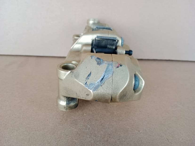 Bmw S1000rr S1000r S1000xr Zacisk Hamulcowy Przód Lewy Przedni 10-18