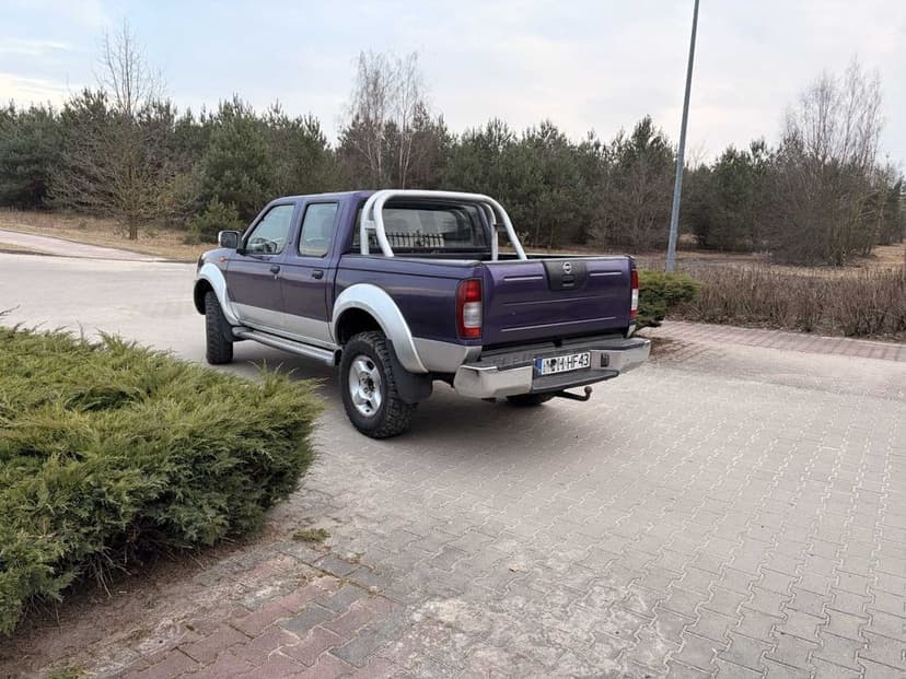 NISSAN NAVARA D22 wyciągarka DRAGON klimatronik opony M/T 4x4 webasto