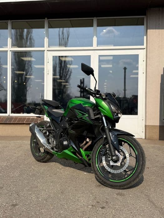 Kawasaki Z300/125. ABS – Miejski Ninja z pazurem!