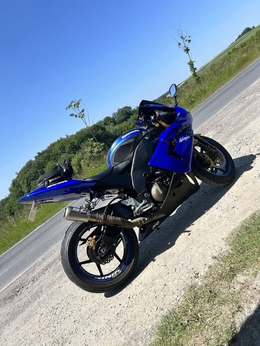 Kawasaki zx10r 2005r