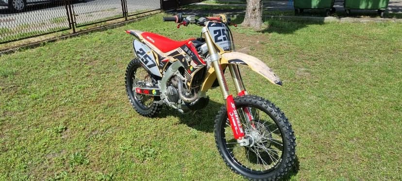 Honda CRF450R  2019r  50mth.  super  stan dla wymagającego