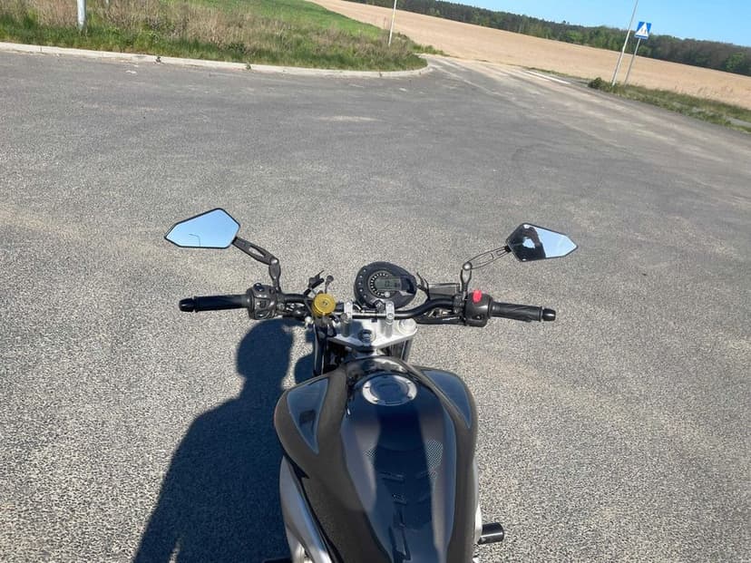Yamaha FZ6 N Naked dużo akcesoriów
