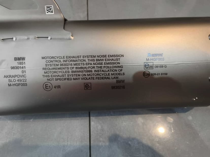 Tłumik BMW s 1000 rr akrapovic 2022