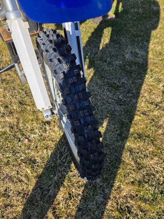 Motocykl Yamaha YZ 450 F. Prawdziwy potwór na bezdroża !