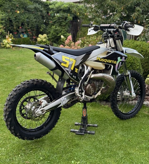 Husqvarna TE 300 TPI  2T dwusów  Wtrysk FMF