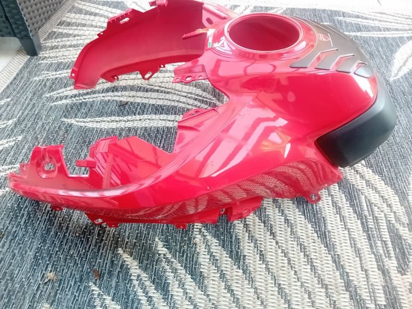 Ducati 950 multistrada 1200 oslona 1260  zbiornika zbiornik owiewka