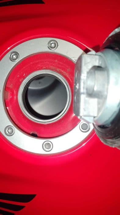 Honda vfr 800 rok 2005