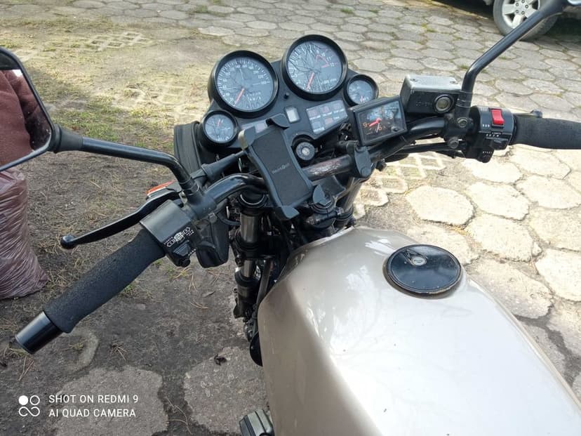 Motocykl Suzuki GSX 1100e