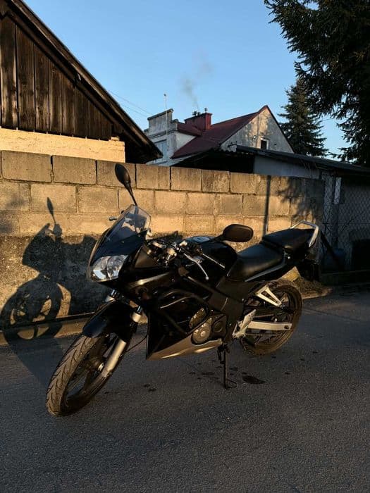 Honda CBR 125 – 2004 r. | 23 tys. km | Zadbana |