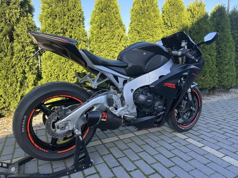 Honda CBR1000RR SC59 przebieg 35000km