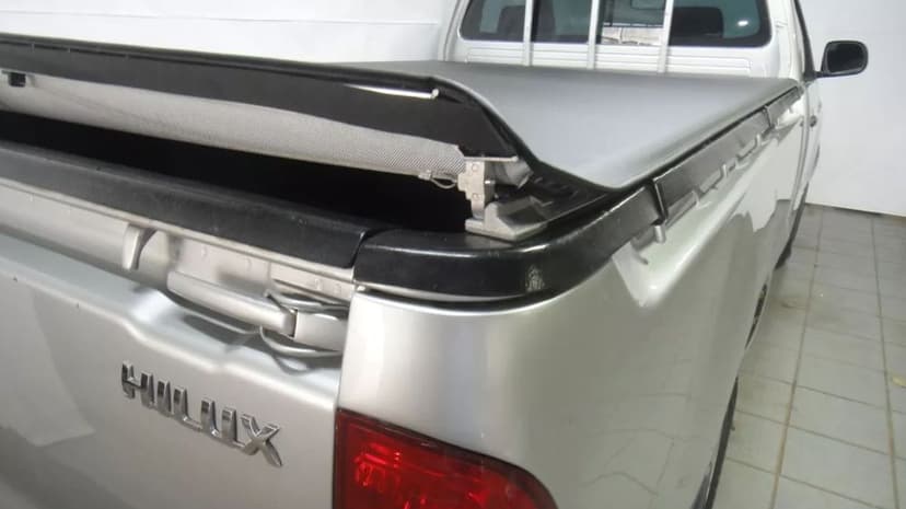 Zabudowa paki roleta Toyota Hilux DL DLX z kratką pojedyncza kabina