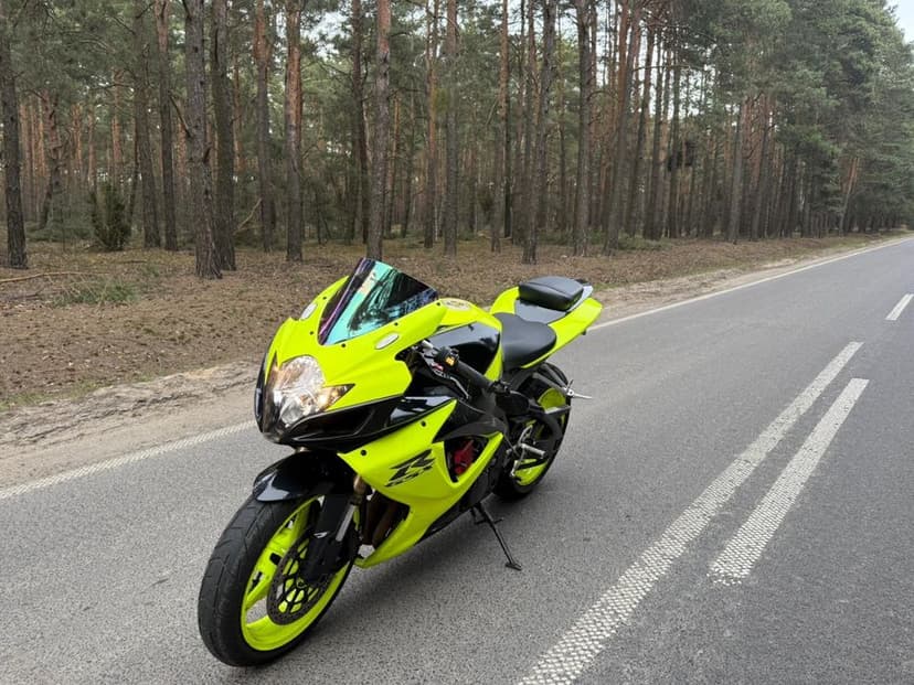 Suzuki GSXR 600 K7 GSX-R