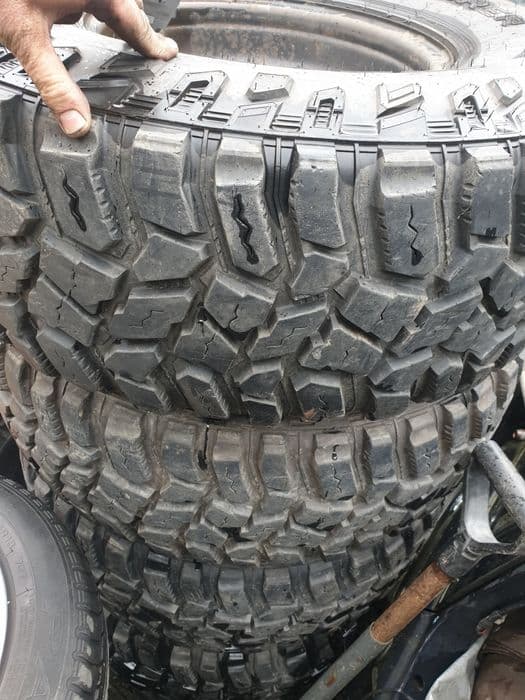 Koła Opony 35x12.5 r16 5 sztuk Discovery felgi 6x139.7 STT PRO nissan patrol 315/75r16