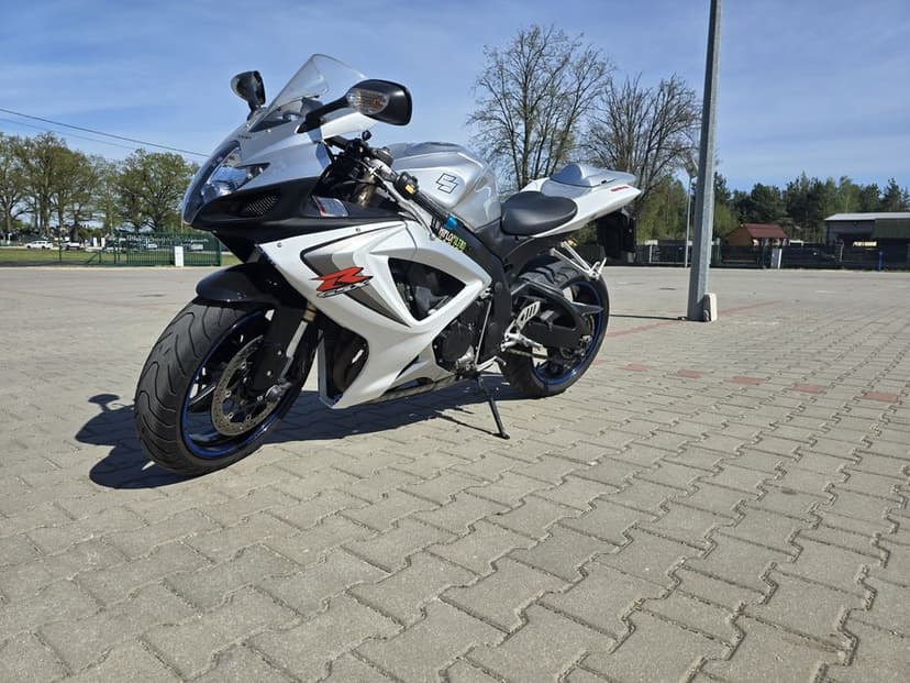 Suzuki GSXR 600 2006 K6 Biało-Srebrny