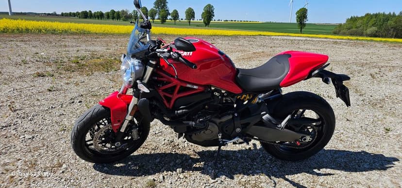 Ducati Monster 821. 2017 niski przebieg