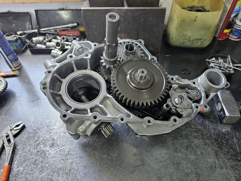 CAN-AM OUTLANDER Renegade 1000 Skrzynia Biegów