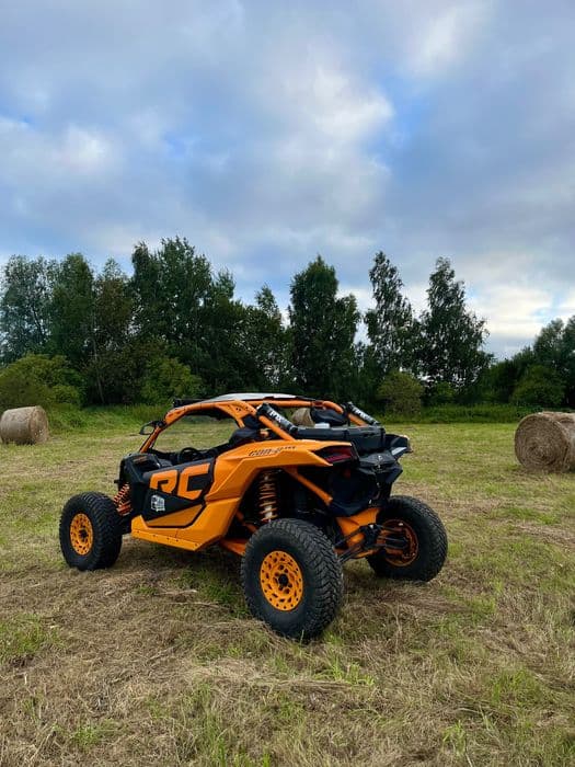 Can am maverick x3 turbo xrc