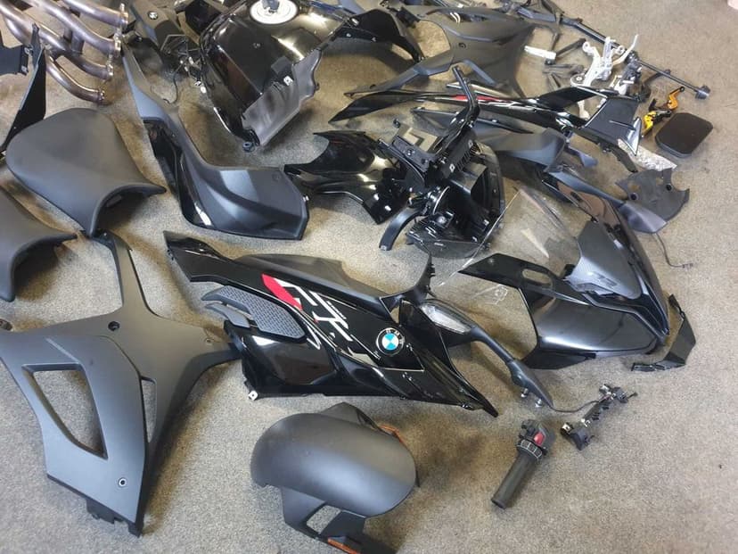 BMW S1000RR K67 Owiewki Bok Set Drogowy Lampa Stelaż Felgi Set CZĘŚCI