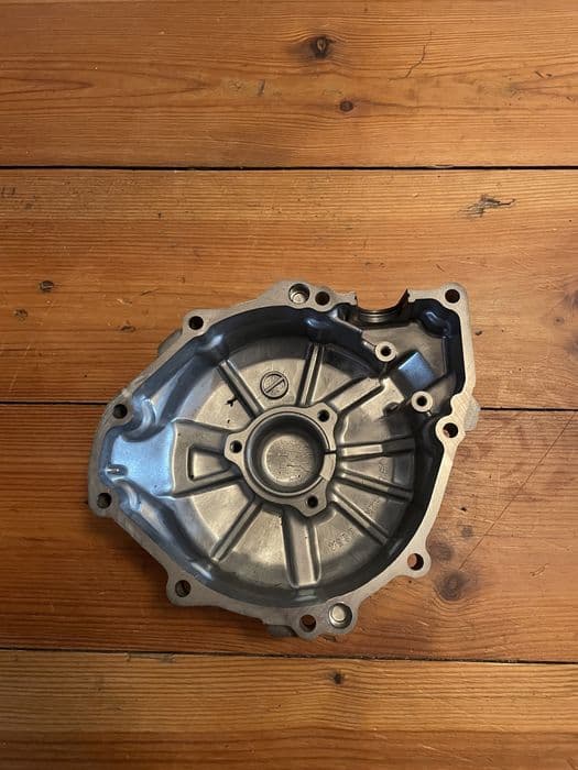 Kapa pokrywa dekiel alternatora Suzuki GSX1300R Hayabusa