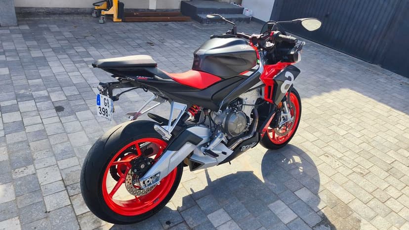 Motocykl Aprilia Tuono 660cc Rok 2021