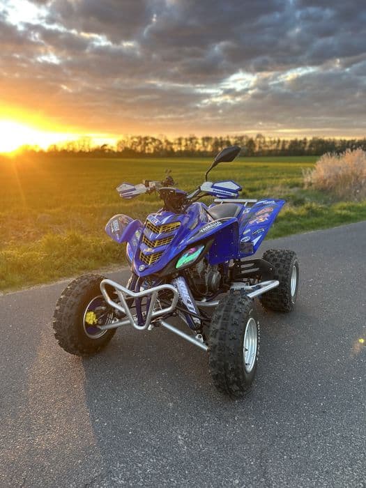 Yamaha raptor 660R