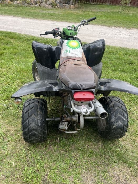 Quad  na duzej szerokiej ramie