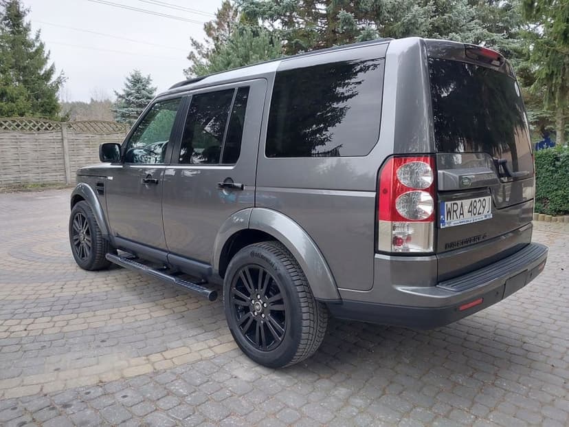 Land Rover Discover 4 3.0 V6 HSE Black Edition  Silnik po remoncie