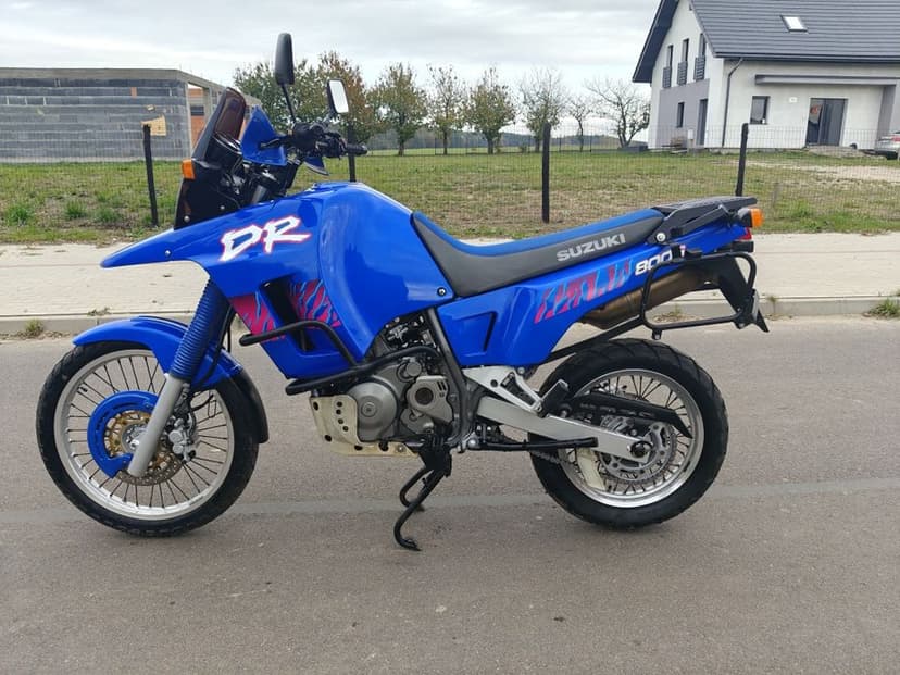Suzuki DR 800 big ładny stan Niemcy kufry