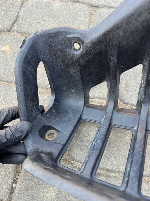 stopien Suzuki LTZ 400 r 03-08 zapietki plastik stopnie podloga podest