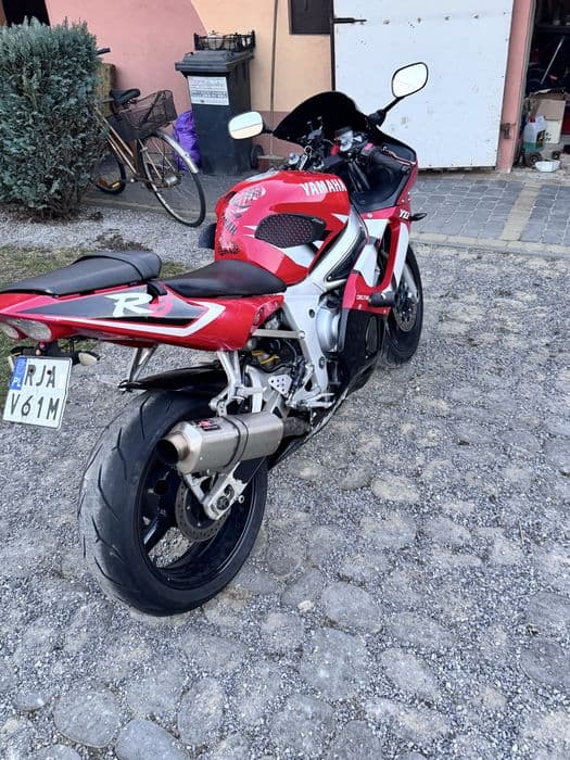Sprzekam Yamaha R6 rj02