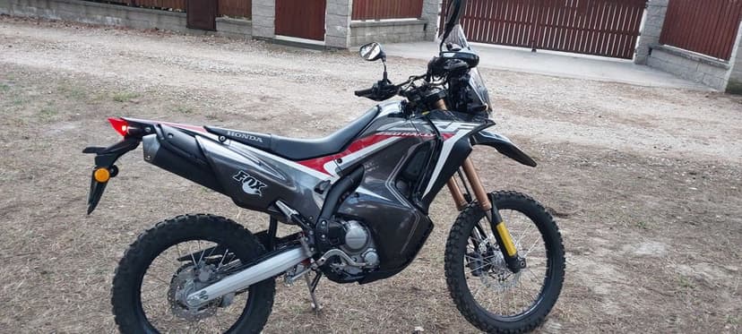 Honda CRF 250 Rally, polski salon, stan jak nowa, maluuuuutki przebieg