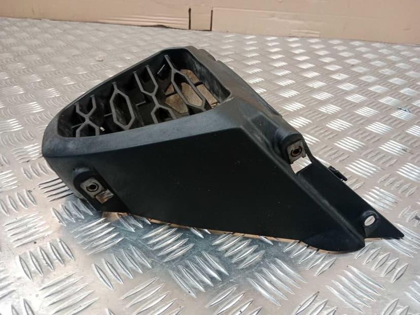 Aprilia RS 660 Łącznik Pługów Owiewka Wypełnienie  20-25 Osłona