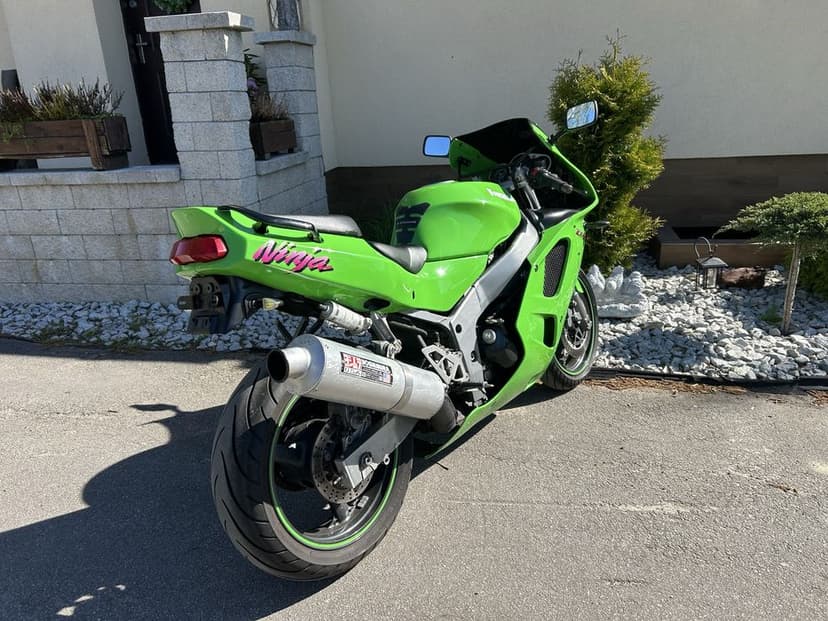 Kawasaki zx6r ninja zx6r